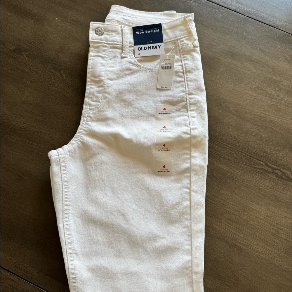 Old Navy Women's White Straight Leg Jeans